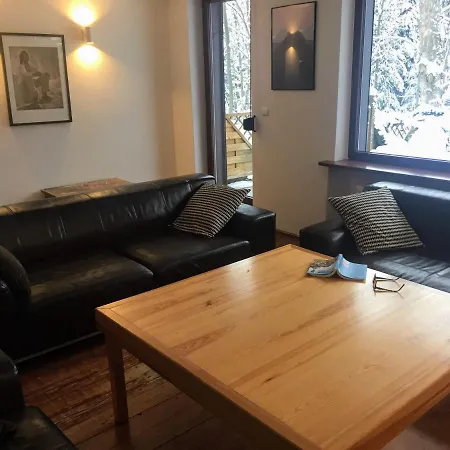 Tumitak Sarnia Family & Friends Dağ evi