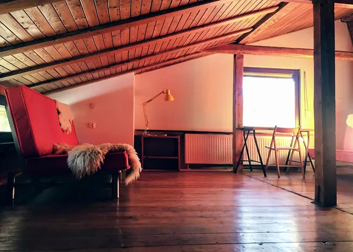 Tumitak Sarnia Family & Friends בקתה קרפאז'